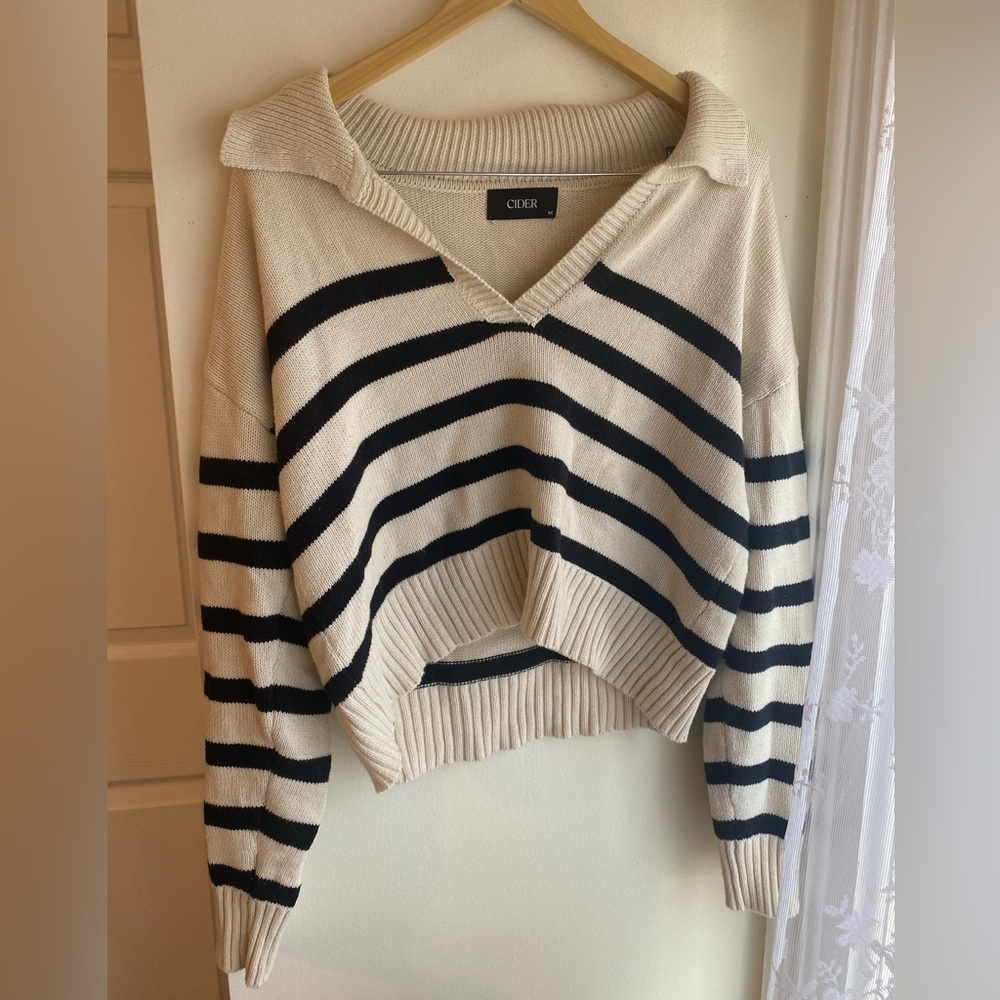 Cider Women's Black & Cream Striped Sweater Size Medium V-Neck Cozy Ribbed Knit
